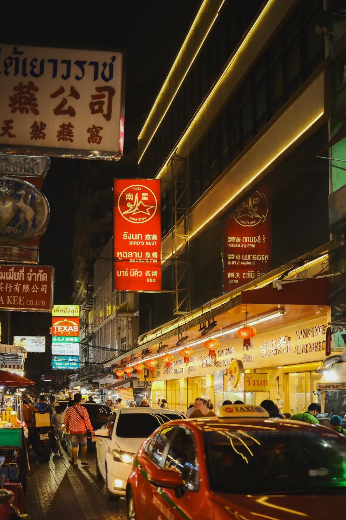 Appartamento Hidden Gems In China Town, 2Br Bangkok Esterno foto