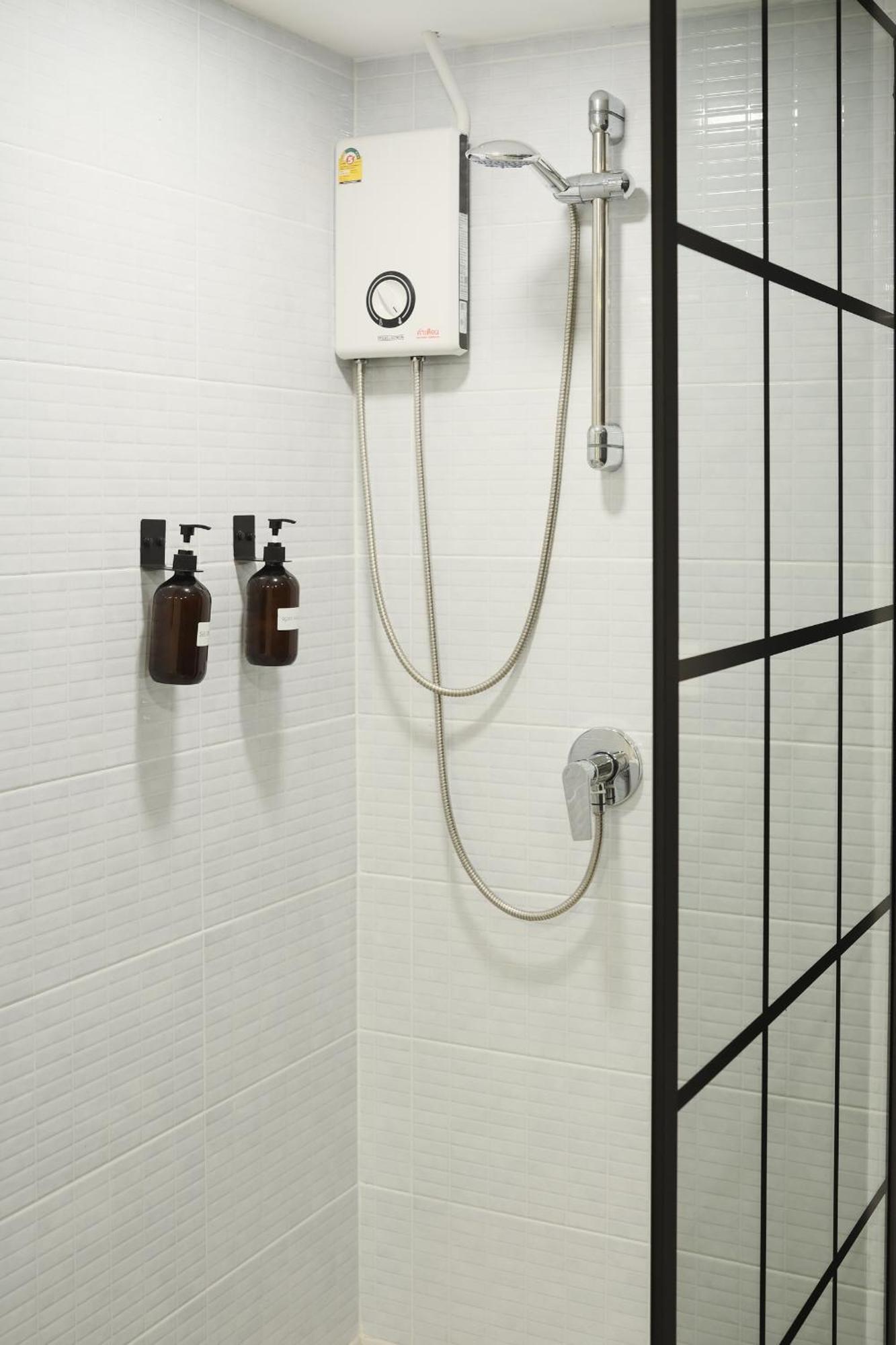 Appartamento Hidden Gems In China Town, 2Br Bangkok Esterno foto